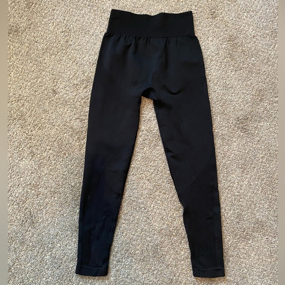 AYBL Seamless Leggings - Picture 2 of 2